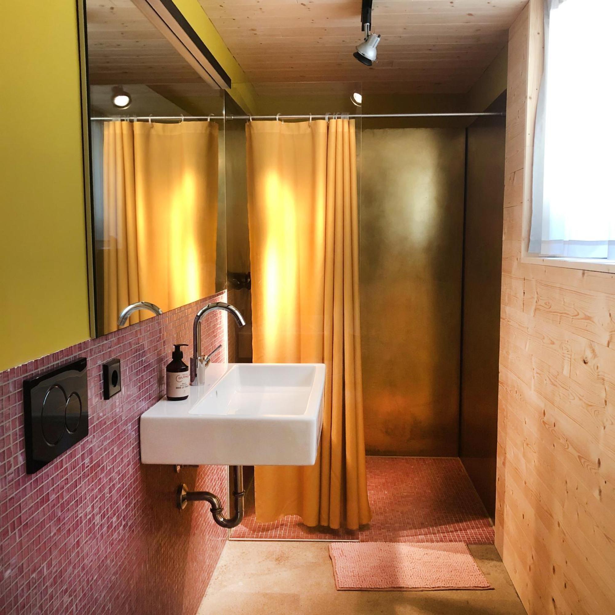 Ferienapartment Burgstrasse Ost Mit Garten Und Sauna